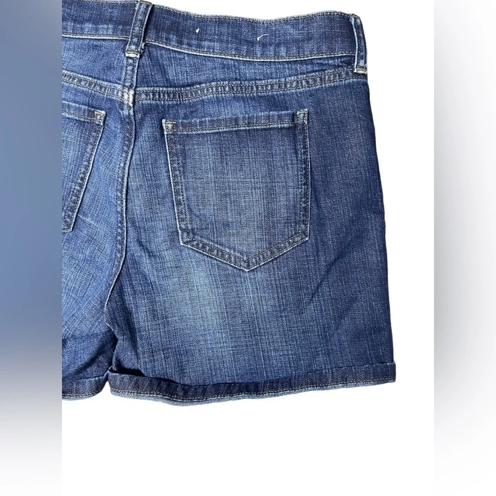 Banana Republic Premium Denim Roll up Blue Denim Shorts Medium Wash women’s 25